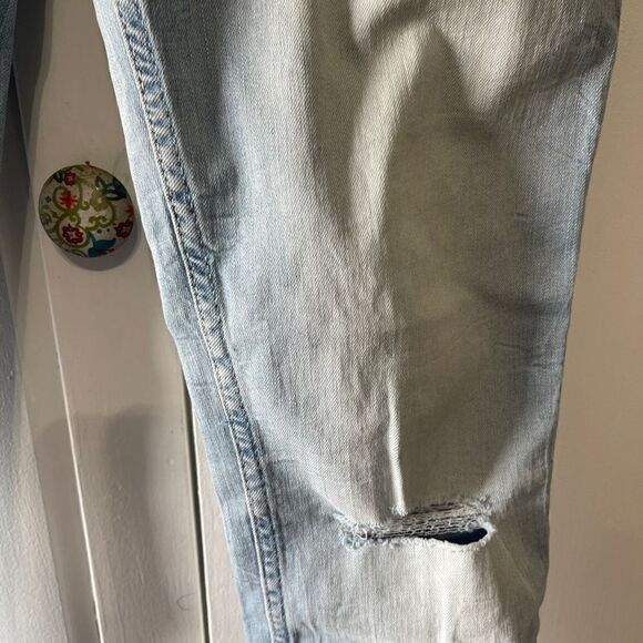 HOLLISTER Super Skinny Light Wash Raw Edge Hem Jeans, 29 - Picture 3 of 9